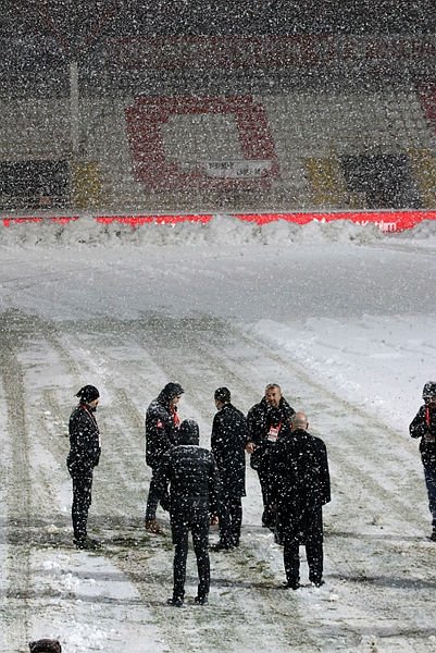 Bolu’da saha beyaza büründü!