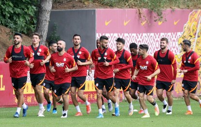 Galatasaray’da Radamel Falcao takıma geri döndü! Antrenmanlara başladı