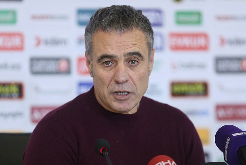 Şenol Güneş  Ersun Yanal’a karşı üstün