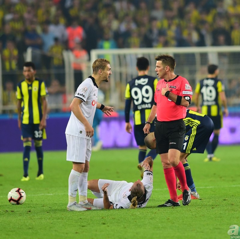 Usta yorumcudan flaş sözler! Galatasaray lehine hata yaparsan...