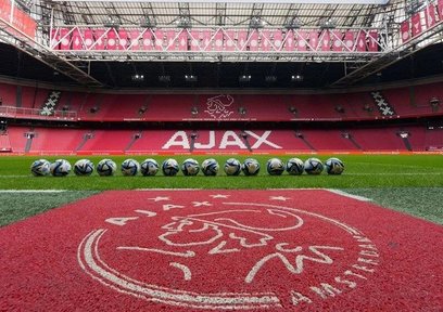 Ajax kulüp logosunu değiştirdi!