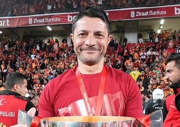 Galatasaray'da flaş ayrılık!