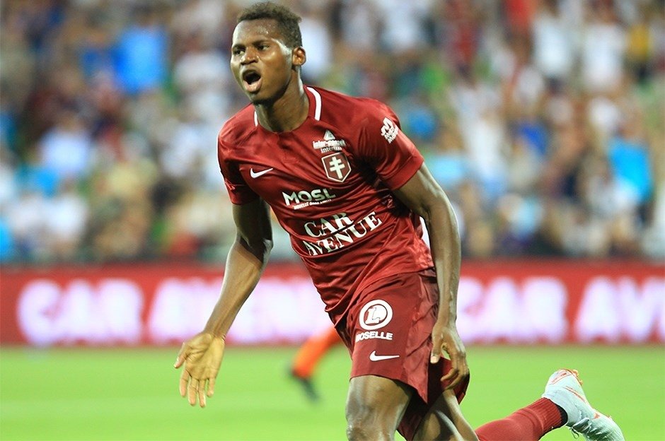 Fenerbahçe’den çifte bomba! Galatasaray...