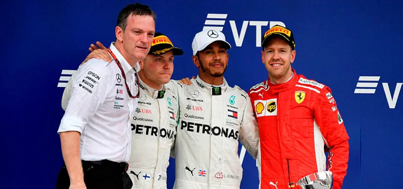 Rusya'da zafer Lewis Hamilton'ın!