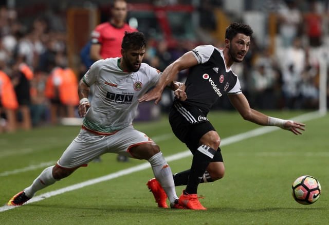 Türkiye’nin en çok kazanan futbolcuları