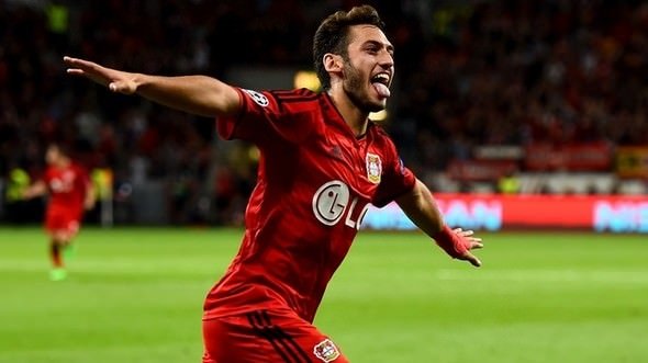 Atletico Madrid Hakan Çalhanoğlu’nu bitiriyor