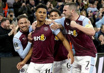 Aston Villa farka gitti çeyrek finale yükseldi