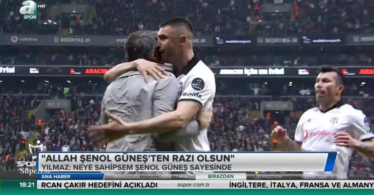 Burak Yılmaz: "İyi ki Beşiktaş'a gelmişim"