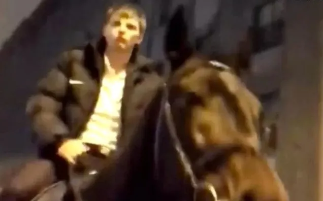 Arshavin at kaçırdı