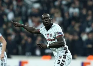 Aboubakar rekora koşuyor