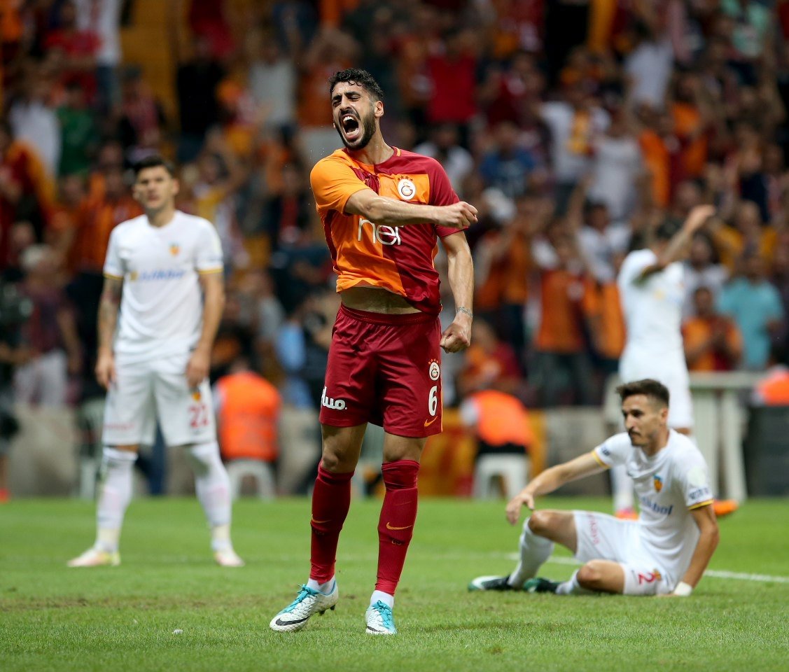 Tolga Ciğerci gol attı, sosyal medya yıkıldı!