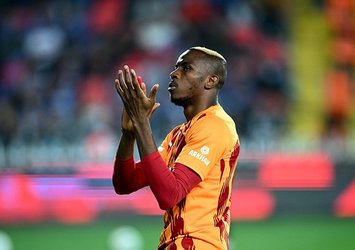 Osimhen ve Savic arasında gerginlik!