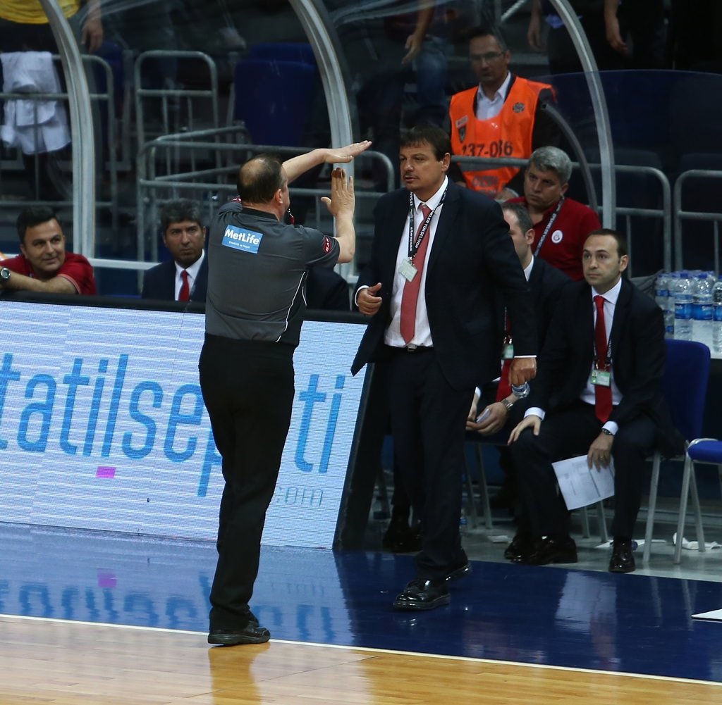 Aziz Yıldırım’dan Ergin Ataman’a tepki