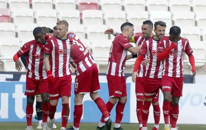 Sivasspor 2 - 1 Yeni Malatyaspor MAÇ SONUCU - ÖZET