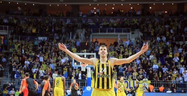 Vesely: Artık Fenerbahçe’nin oyuncusu değilim