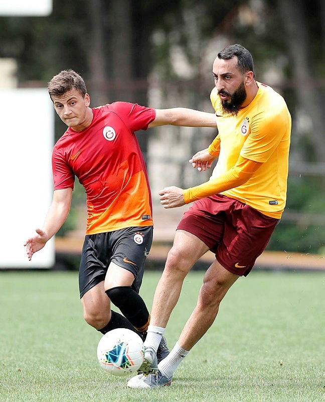 Galatasaray’da büyük operasyon! 4 ayrılık 2 transfer
