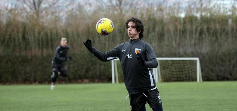 Emre Demir ayrılmayacak - Aspor