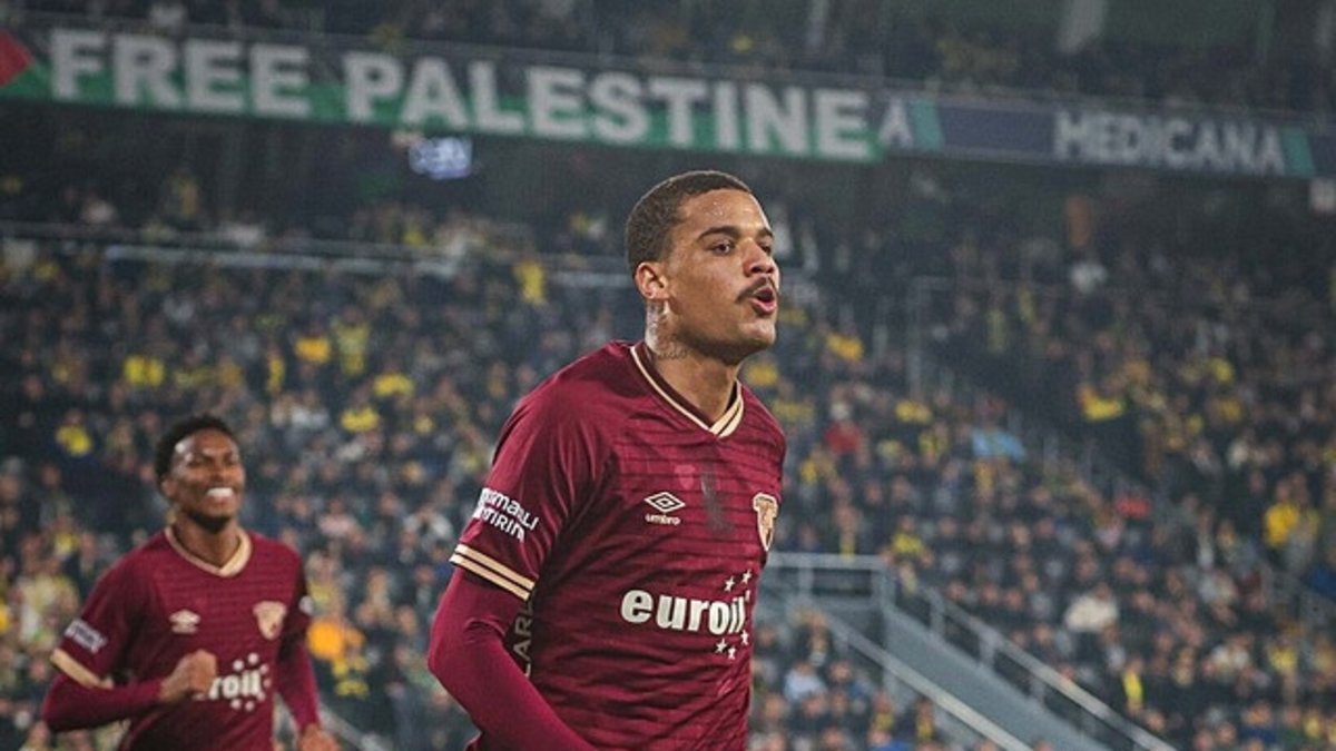 Göztepe'de Janderson'a talip çıktı
