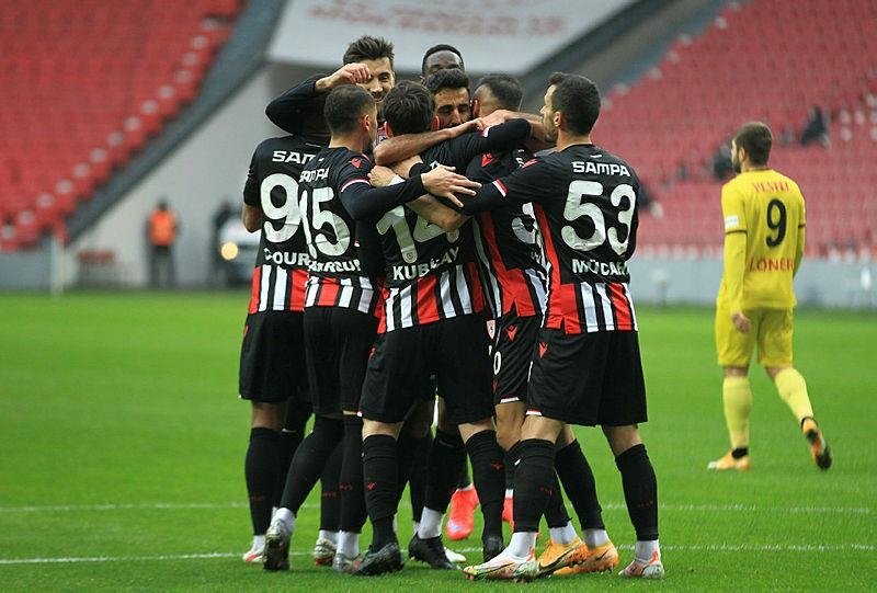 Samsunspor 6-1 Eskişehirspor MAÇ SONUCU - ÖZET