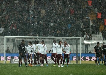 Kartal evinde Hatay'a takıldı!