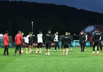 Türkiye Arnavutluk ile 11. randevuda