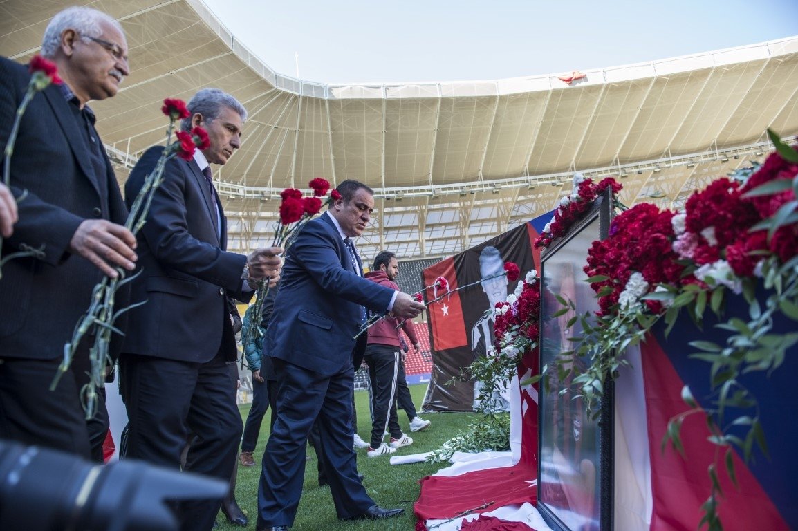 Rajtoral için anma töreni