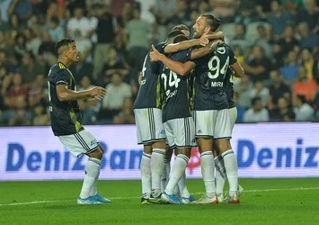 Küllerinden doğuyor
