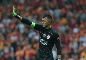 Fernando Muslera şampiyonluk modunu açtı!