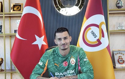 Uğurcan Çakır formayı giydi!