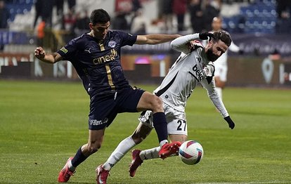 Beşiktaş penaltı bekledi hakem ’Devam’ dedi!