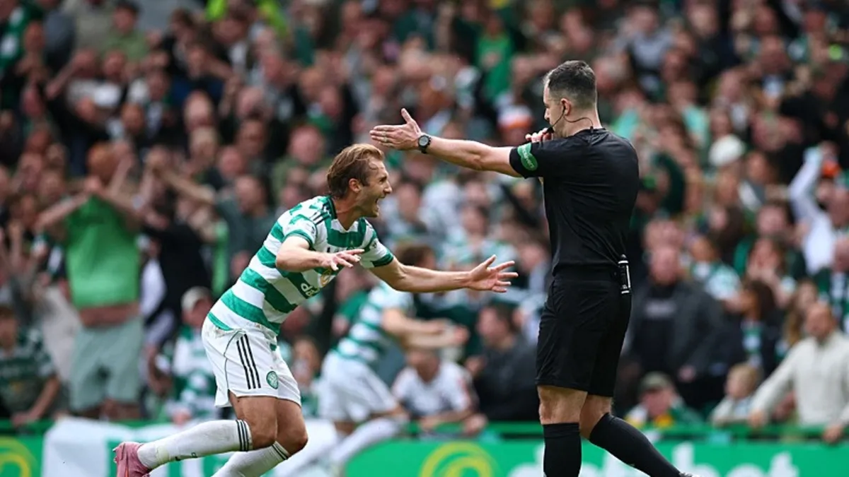 İskoçya'da şampiyon Celtic!