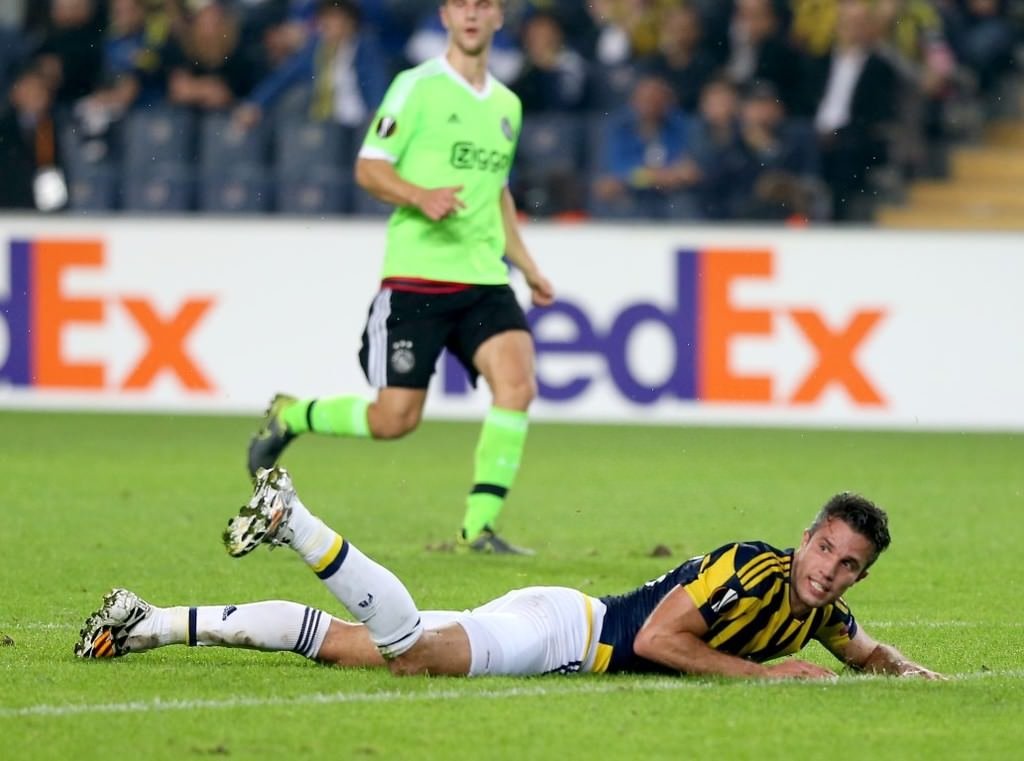 Fenerbahçe’den Kadıköy’de tarihi zafer