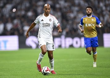 Beşiktaş'ta 2 isim yuhalandı!