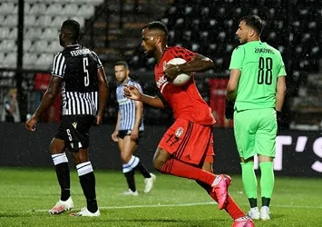 Larin golle döndü