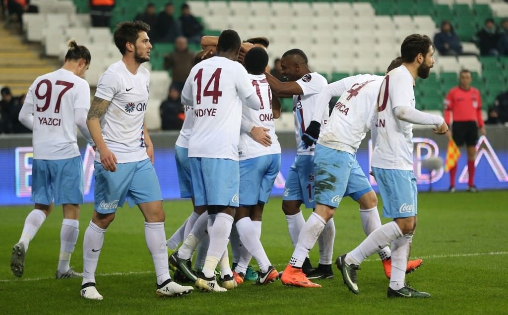 Bursaspor-Trabzonspor karşılaşmasından kareler