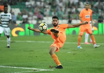 Galatasaray'dan Emre Akbaba atağı