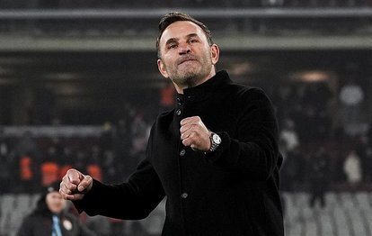 Okan Buruk, taraftarlara 3’lü çektirdi