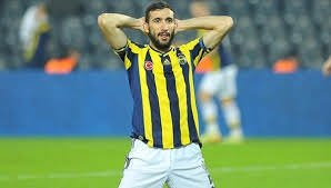 Galatasaray’dan Mehmet Topal bombası!