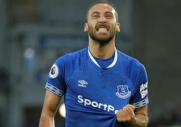 Cenk Tosun’un dönmesi yanlış