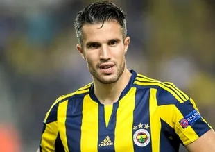 Barcelona ve PSG, Robin van Persie'nin peşinde!