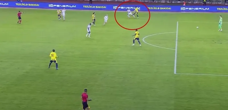 Fenerbahçe'de Mason Greenwood hazırlık maçında kırmızı kart gördü! - 2