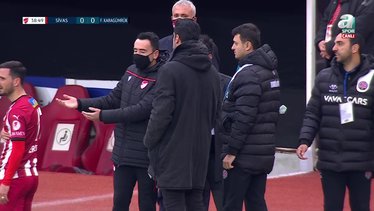 Kupa maçında sakatlık! Fatih Karagümrüklü Fabio Borini ambulansla hastaneye götürüldü