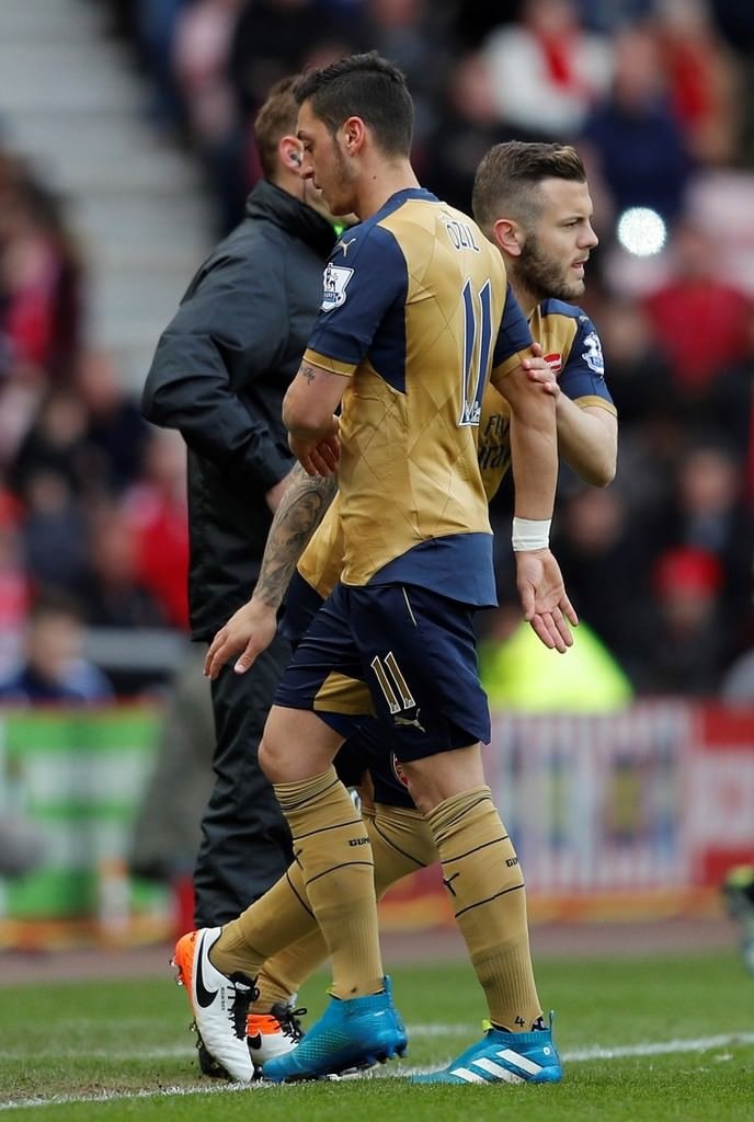 Arsenal’da yılın futbolcusu Mesut Özil