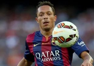Beşiktaş Adriano transferini bitirmeye çok yakın