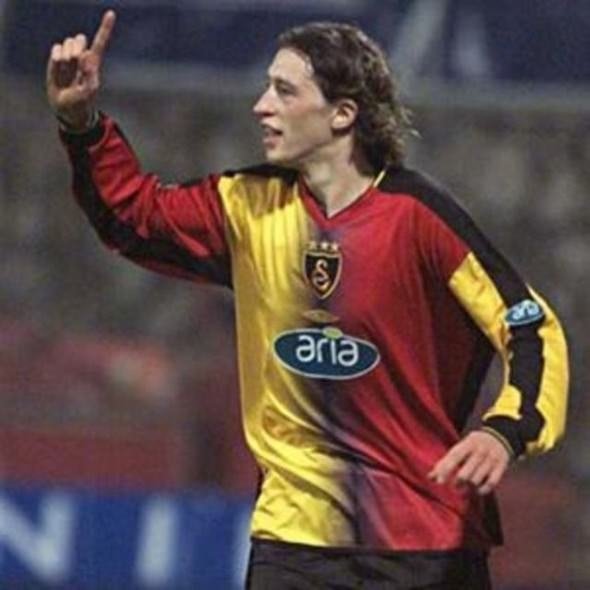 3 büyüklerde forma giyen isimler şimdi nerede?