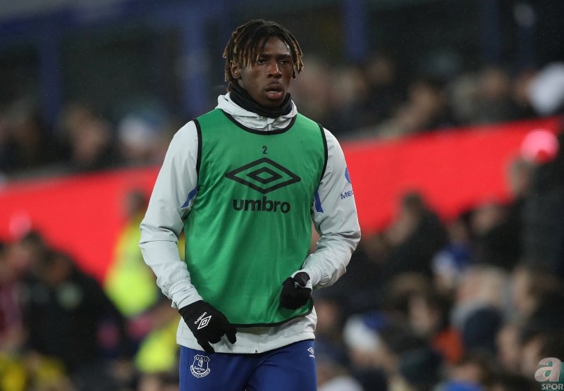 Yıldız futbolcudan corona virüsü skandalı! Kulüpten açıklama geldi