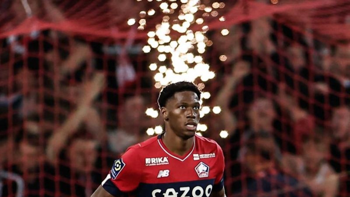 Fenerbahçe'ye transferde Jonathan David müjdesi! Fenerbahçe'ye transferde Jonathan David müjdesi!