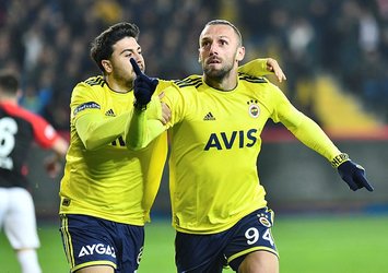 Menajeri açıkladı! Fenerbahçe'den ayrılacak mı?