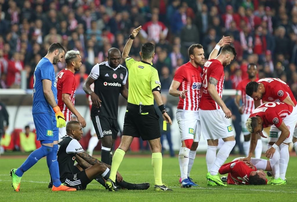 Vicent Aboubakar’a sert tepki