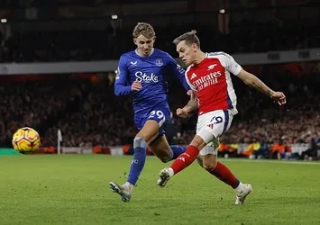 Arsenal'e Everton çelmesi